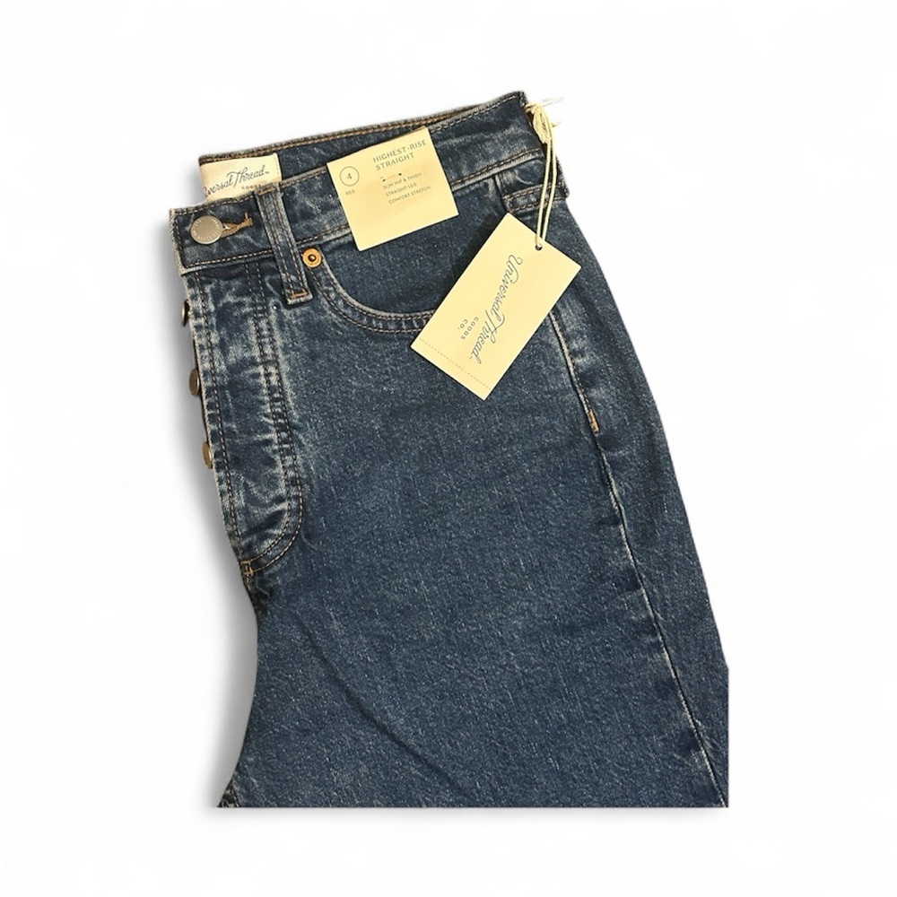 Universal Thread Women’s Dark Blue Straight Jeans - Picture 2 of 7